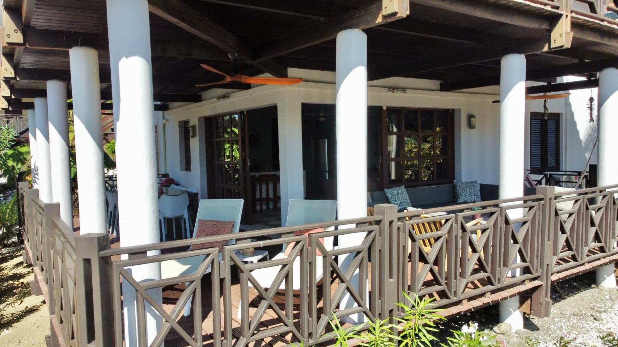 Blue Bay Beach Villas & Apartments מראה חיצוני תמונה